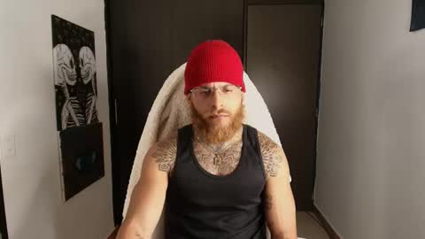 Snapshot of vickingcock7 chatting on 25, 4, 2026 vickingcock7 online show from 25, 4, 2026