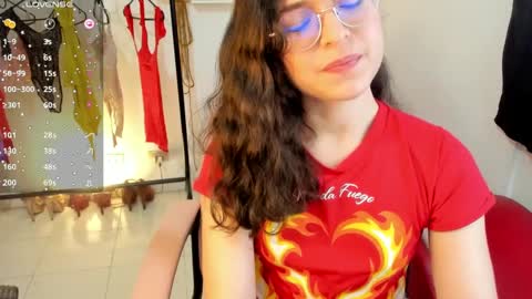 Vicky online show from 7, 12, 2024