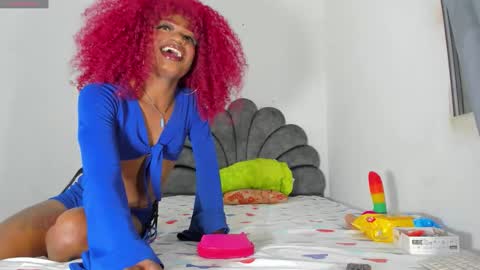 Snapshot of vicky_hotteei chatting on 27, 11, 2025 vicky manuela online show from 27, 11, 2025