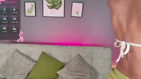 Snapshot of vicky_kittyy chatting on 24, 4, 2026 Amy online show from 24, 4, 2026