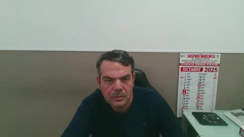 Snapshot of vicopa85 chatting on 17, 12, 2025 vicopa85 online show from 17, 12, 2025