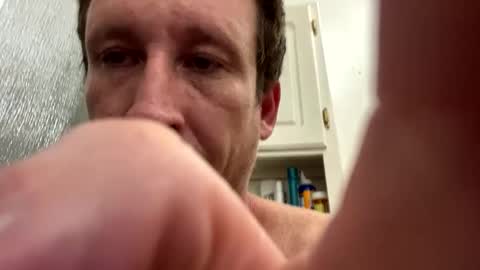 Snapshot of vicrobertson595 chatting on 7, 10, 2025 vicrobertson595 online show from 7, 10, 2025