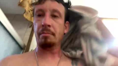 vicrobertson595 online show from 15, 4, 2026