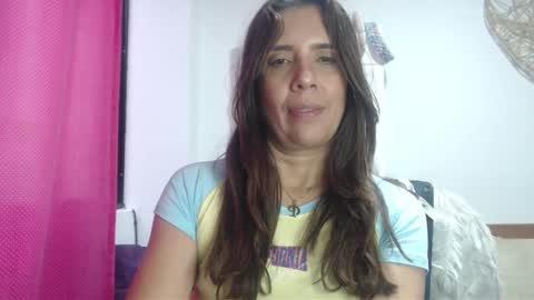 Hi guys   Im victoria  Be the one who can control me in PVT online show from 15, 1, 2025