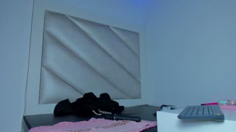 Snapshot of victoria__js_ chatting on 29, 6, 2026 Victoria online show from 29, 6, 2026