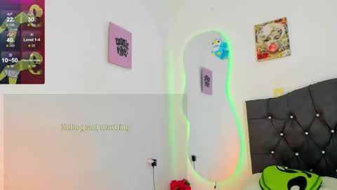 Snapshot of victoria_alien chatting on 20, 10, 2025 Victoria independent model online show from 20, 10, 2025