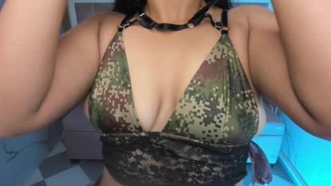 victoria_b_ online show from 28, 9, 2025