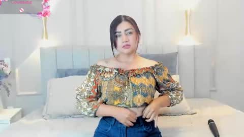 Snapshot of victoria_bourne chatting on 22, 10, 2025 victoria online show from 22, 10, 2025