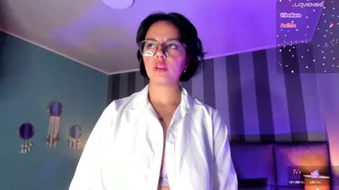 Snapshot of victoria_byte chatting on 4, 2, 2025 Victoria online show from 4, 2, 2025