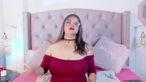 Snapshot of victoria_cherry_ chatting on 25, 5, 2026 victoria_cherry_ online show from 25, 5, 2026