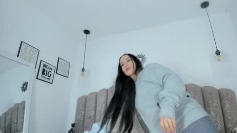 valentina online show from 14, 9, 2025