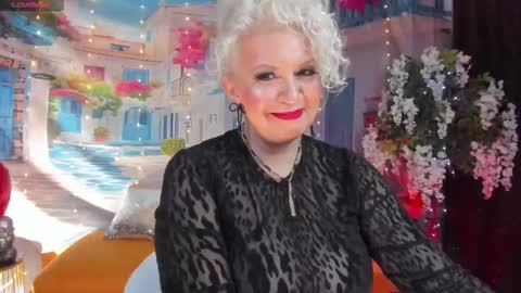 Snapshot of victoria_dior chatting on 22, 10, 2025 diorvictoria9 online show from 22, 10, 2025