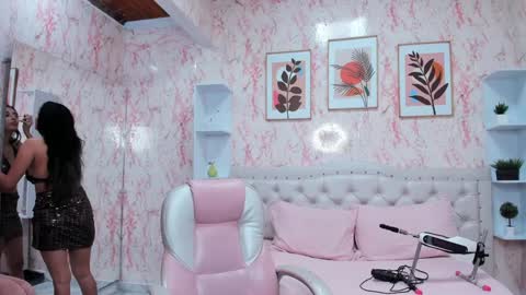 Victoria Houston  online show from 12, 1, 2025