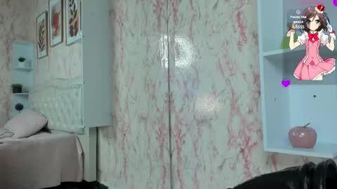 Victoria Houston  online show from 4, 3, 2025