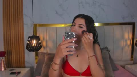 Snapshot of victoria_joliegb chatting on 28, 1, 2025 Victoria Lozano online show from 28, 1, 2025