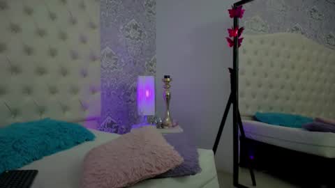 Snapshot of victoria_kitt chatting on 14, 6, 2026 victoria_kitt online show from 14, 6, 2026