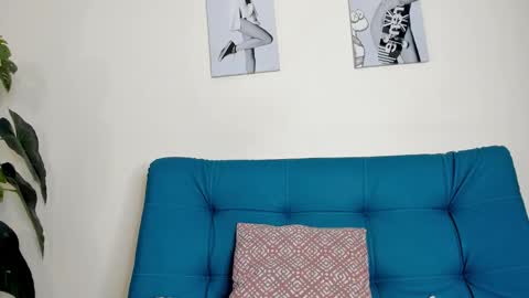 VICTORIA  online show from 20, 2, 2026