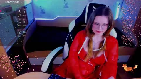 Snapshot of victoria_the_fox chatting on 20, 2, 2025    -   The Divine Fox online show from 20, 2, 2025
