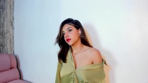 victoriaa2_doll online show from 18, 3, 2026