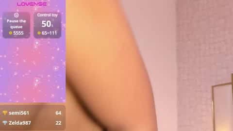 Victoria Sofia online show from 1, 2, 2025