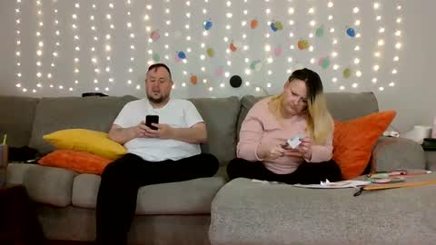 Snapshot of victoriaandjesse chatting on 11, 12, 2024 Victoria and Jesse online show from 11, 12, 2024