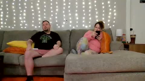 Snapshot of victoriaandjesse chatting on 7, 2, 2025 Victoria and Jesse online show from 7, 2, 2025