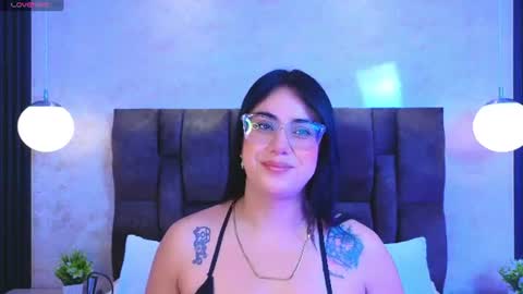 Snapshot of victoriaandrade chatting on 8, 7, 2026 Victoria Andrade online show from 8, 7, 2026