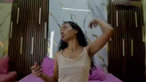 Victoria  online show from 10, 9, 2025