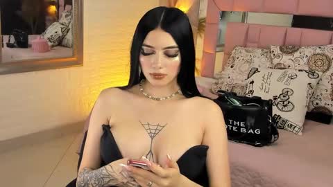 Snapshot of victoriagolden chatting on 25, 1, 2025 VICTORIA online show from 25, 1, 2025