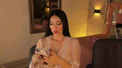 Snapshot of victoriagolden chatting on 11, 3, 2025 VICTORIA online show from 11, 3, 2025