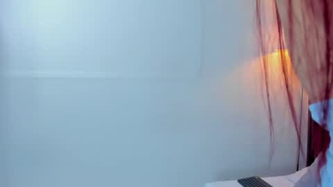 Snapshot of victoriaguzman_ chatting on 8, 7, 2026 Victoria online show from 8, 7, 2026