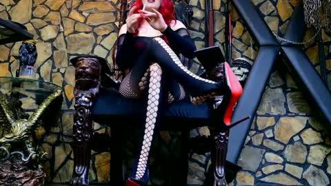 Victoria Heller online show from 11, 4, 2026