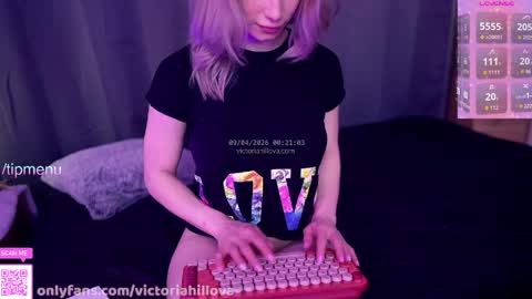 Victoria Hillova online show from 8, 4, 2026