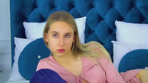 Victoria online show from 20, 9, 2025