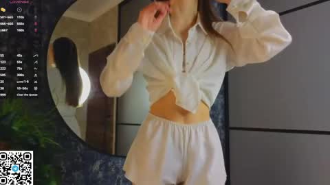 victoriahouston online show from 12, 4, 2026