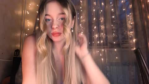 Snapshot of victoriande chatting on 11, 12, 2024 Eva and Victor online show from 11, 12, 2024