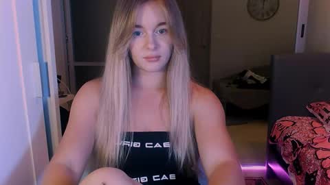 Snapshot of victoriande chatting on 24, 10, 2025 Eva and Victor online show from 24, 10, 2025