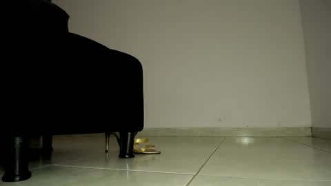 Victoria online show from 4, 2, 2025