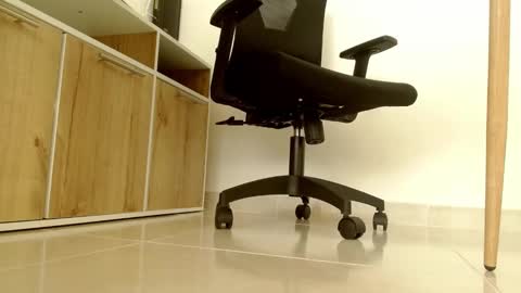 Victoria online show from 29, 9, 2025