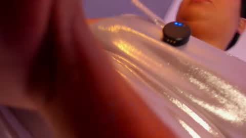 Victoria  online show from 28, 11, 2025