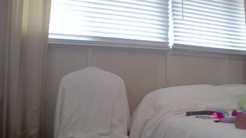 victoriasuave online show from 17, 3, 2026