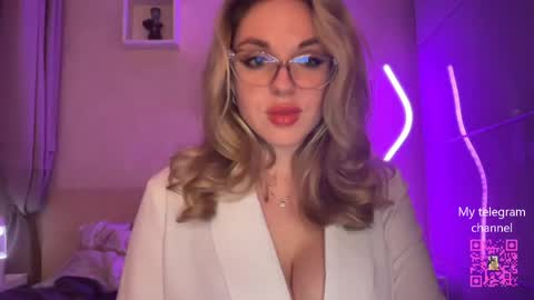 Snapshot of victoriateacher chatting on 28, 4, 2026 Victoria online show from 28, 4, 2026