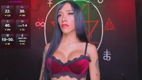 Victoria Vampire online show from 14, 12, 2025