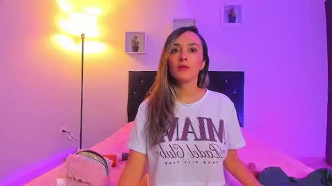 Snapshot of victoriia_rose_ chatting on 28, 3, 2026 victoriia_rose_ online show from 28, 3, 2026