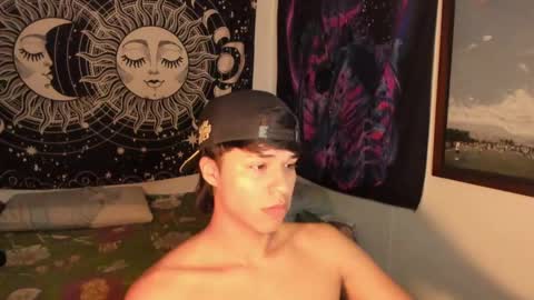 Snapshot of victorino_jhonson chatting on 11, 3, 2025 Victorino Jhonson online show from 11, 3, 2025