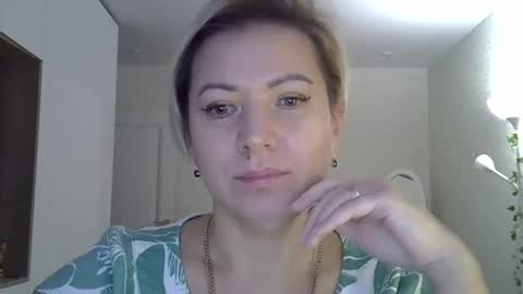 Snapshot of victorynika chatting on 4, 12, 2025 victorynika online show from 4, 12, 2025