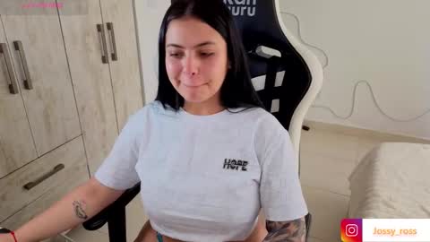 V  I C  T O R I A  online show from 25, 3, 2026