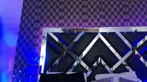 victtoria lee online show from 5, 3, 2026