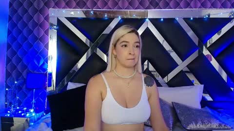 victtoria lee online show from 7, 4, 2026