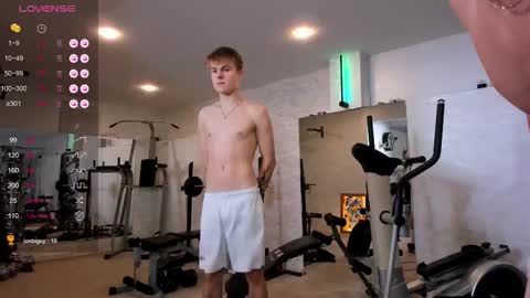 Snapshot of vid2725 chatting on 8, 11, 2025 David Vitalii online show from 8, 11, 2025